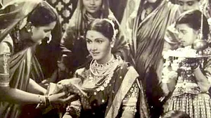 Sulochana Latkar no more; Amitabh Bachchan, Asha Parekh, Sameer Vidwans react
