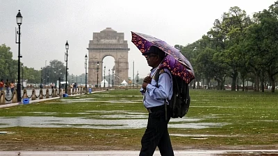 Delhi rains (photo: IANS)