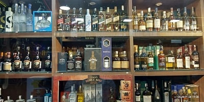 UP govt to open 449 new liquor shops