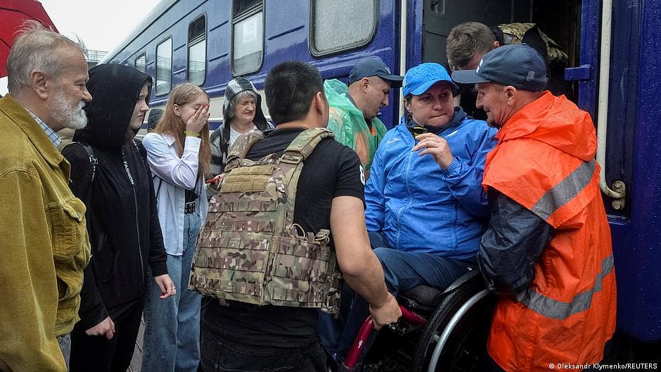 UN says some 110 million people displaced around the world