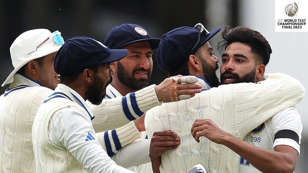 The Indian team celebrates after two wickets in an absorbing first session on day one of the WTC final on Wednesday, June 7, at The Oval, London. (photo courtesy: @ICC/Twitter)