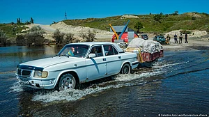 Ukraine updates: Russia blocking Kherson flood aid, UN says