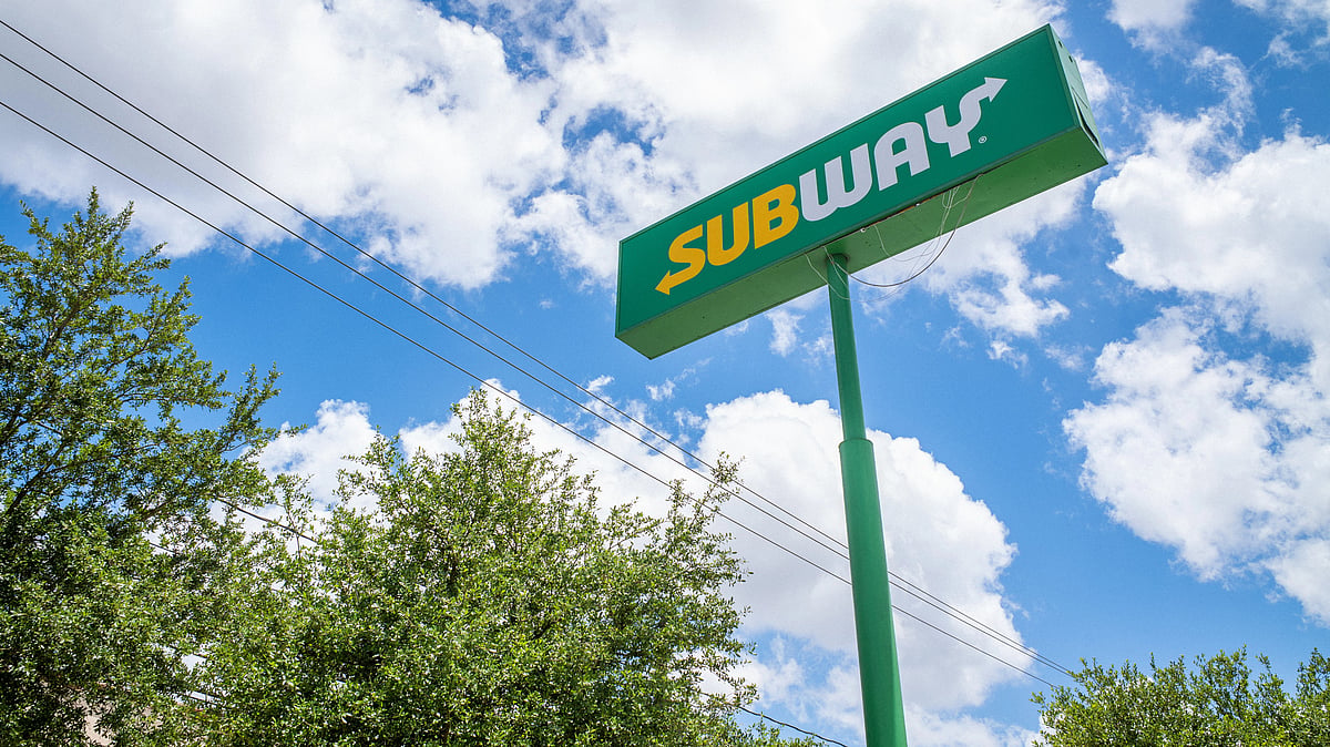 After McDonald's, Subway follows, takes tomatoes off its menu