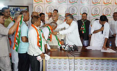 Around 12 current and former MLAs join Congress in Haryana