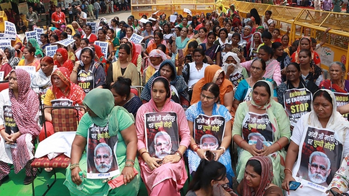Mahila Congress, Youth Congress protestors demand Manipur CM Biren Singh's removal