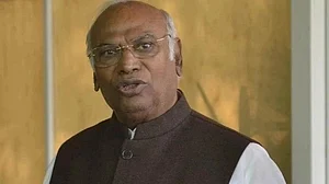 Modi govt owes MGNREGA wages to 18 states, UTs: Congress