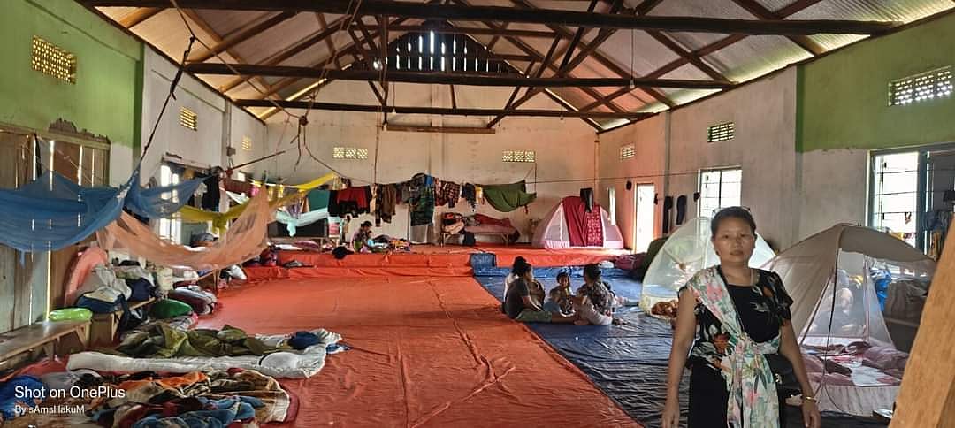 A makeshift relief camp to shelter the displaced hill tribes (Photo Courtesy: Rural Women Upliftment Society (RWUS) Churachandpur)