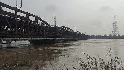 Water woes in Delhi as Yamuna river pollution disrupts supply