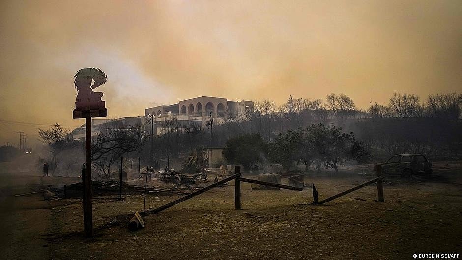 Greece: Thousands forced to flee Rhodes island wildfire (photo: DW)