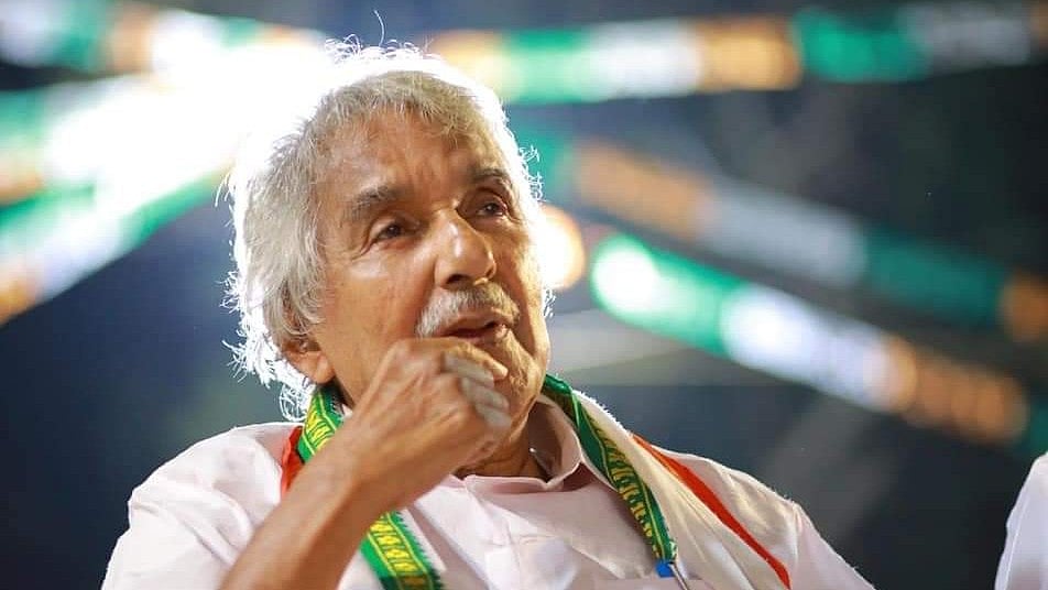 The late Oommen Chandy, who passed away on 18 July 2023 (photo courtesy @SudhakaranINC/Twitter)