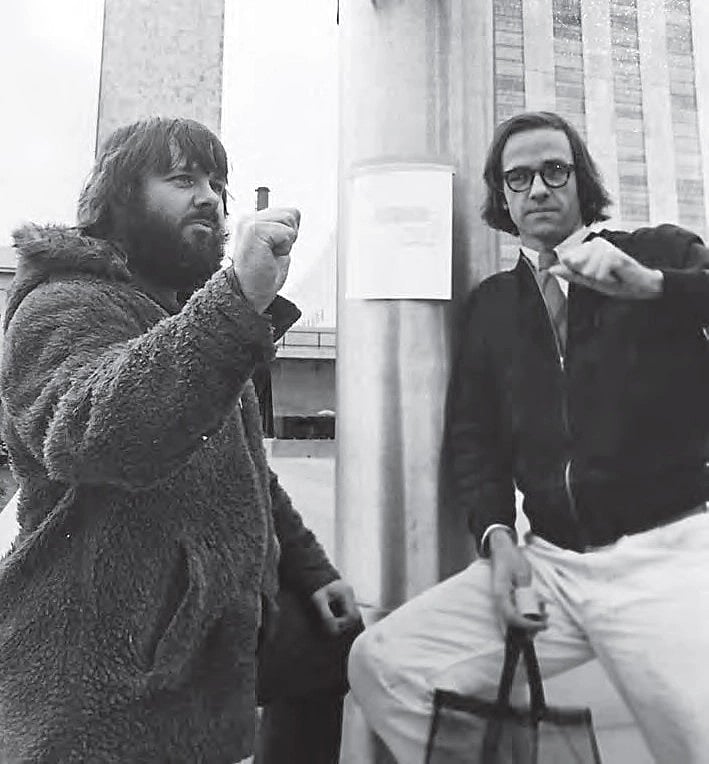 Jean Toche and Jon Hendricks at the preliminary action to a flag-burning ceremony at the UN plaza, 5 November 1970 (Photo courtesy: Yale University)
