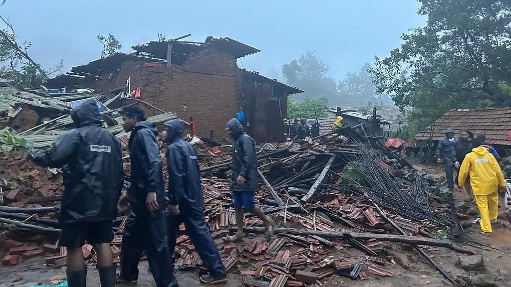 Rescue operations are underway at Irshalwadi village (Photo courtesy: NDRF media release)