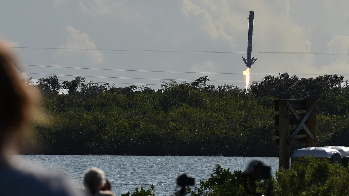 Representative image of a nanosatellite (Photo: Getty Images)