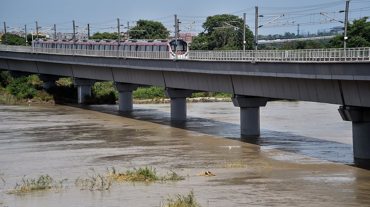 Watch: Yamuna crosses danger mark, swells further in Delhi, evacuation begins