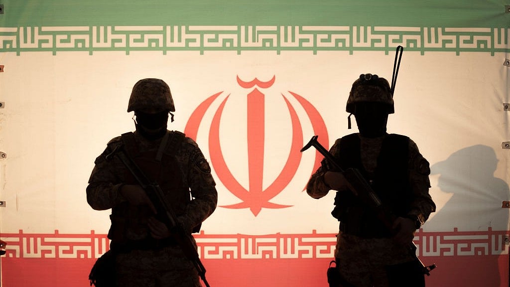 Iran wraps up 'large-scale' air drill