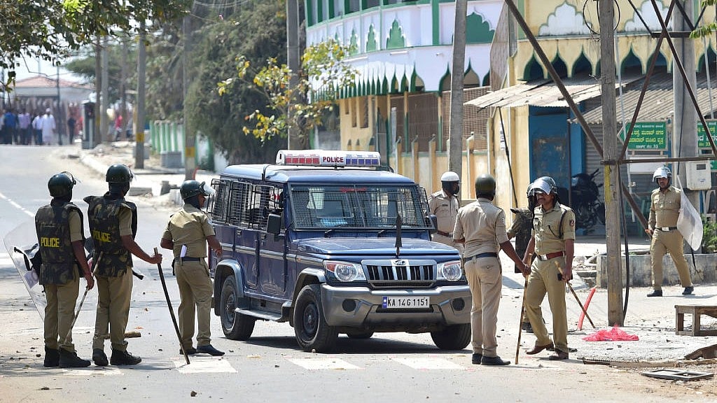 Karnataka police (photo: Getty Images)