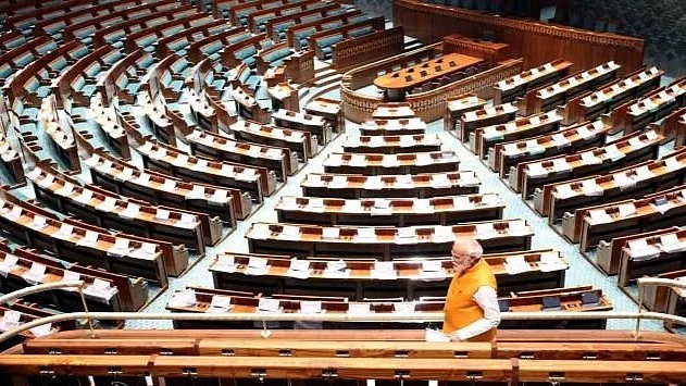 Inside the new Parliament building. (photo: PMO)