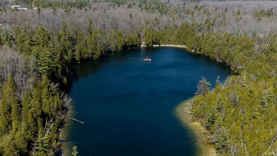 Scientists have been probing the sediment of Canadian province Ontario's Crawford Lake for evidence of a drastic change in Earth's conditions due to human activity (photo: DW)