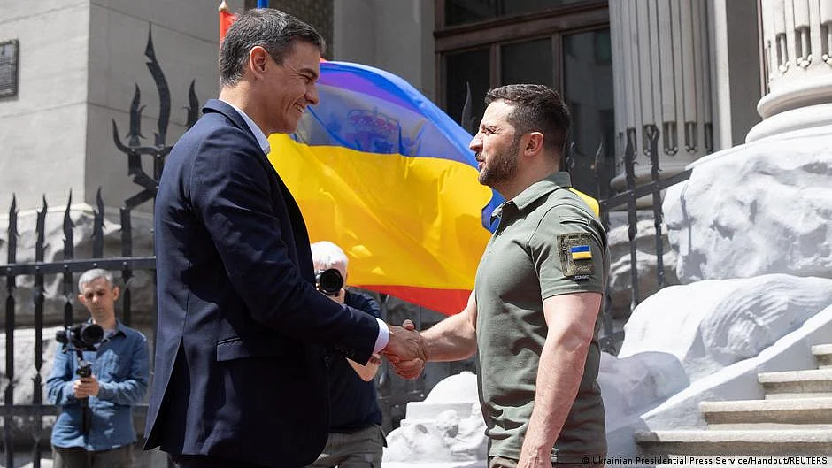 Spanish Prime Minister Pedro Sanchez met Ukrainian President Volodymyr Zelenskyy during his visit to Kyiv (Photo: DW)