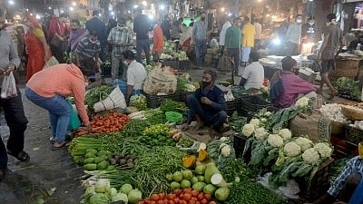 Floods and monsoon lead to steep rise in vegetable prices in Delhi