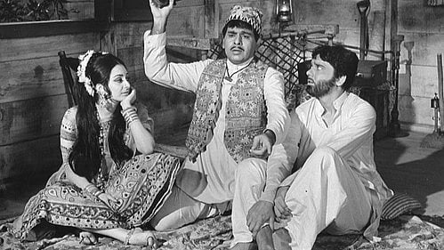 Saira Banu shares snippet of Dilip Kumar's 'most spell-binding performance'