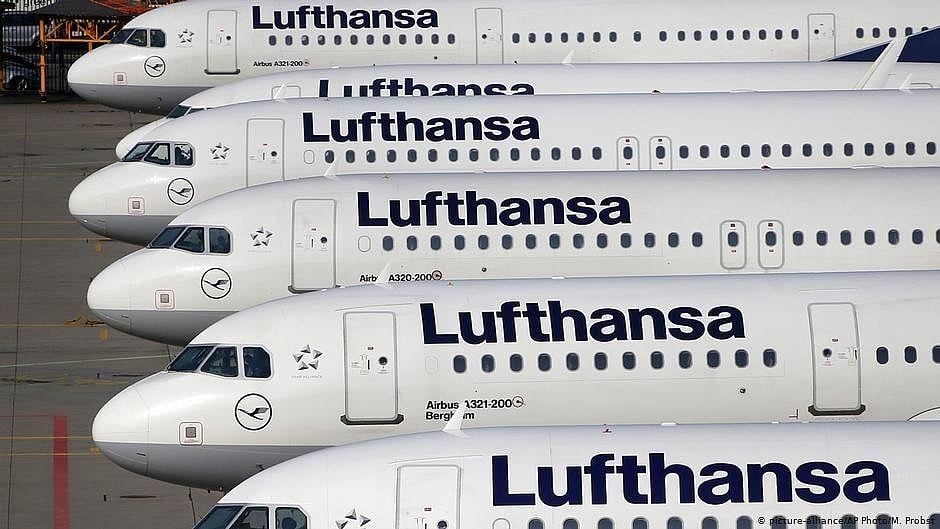 Labour court asks Lufthansa to reinstate 17 cabin crew members