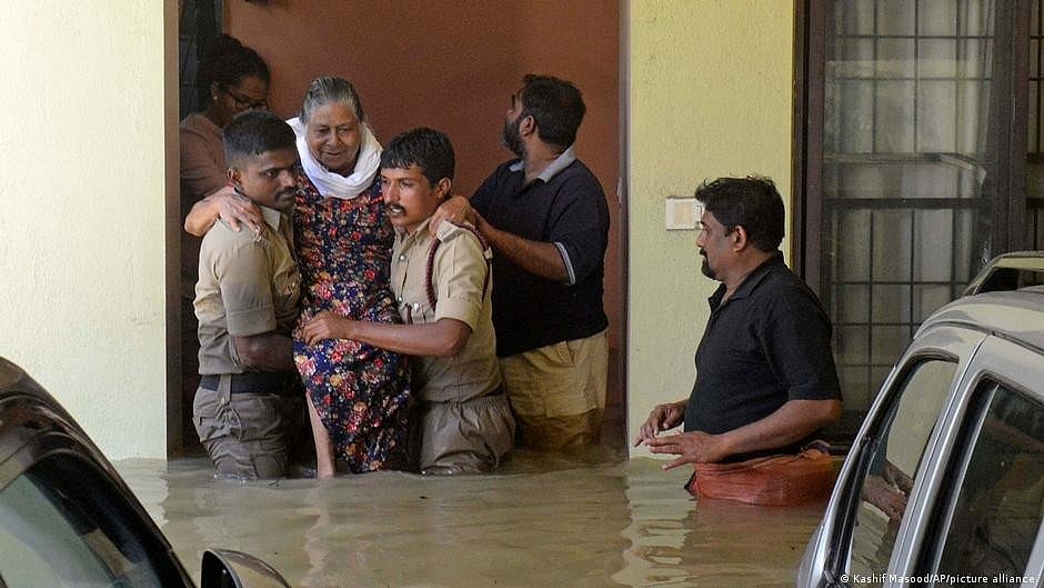 22 people were killed as floods collapsed a bridge and destroyed numerous dwellings in the Indian state of Himachal Pradesh (Photo: DW)