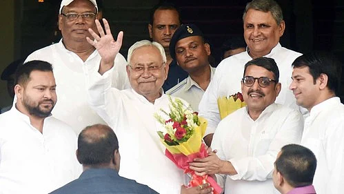 Nitish Kumar and Tejashwi Yadav together (Photo: IANS)