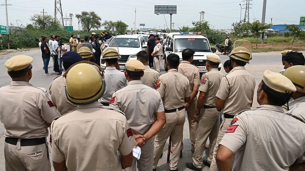 Haryana's Nuh heightens security measures ahead of Jal Abhishek Yatra (photo: Parveen Kumar/Hindustan Times via Getty Images)