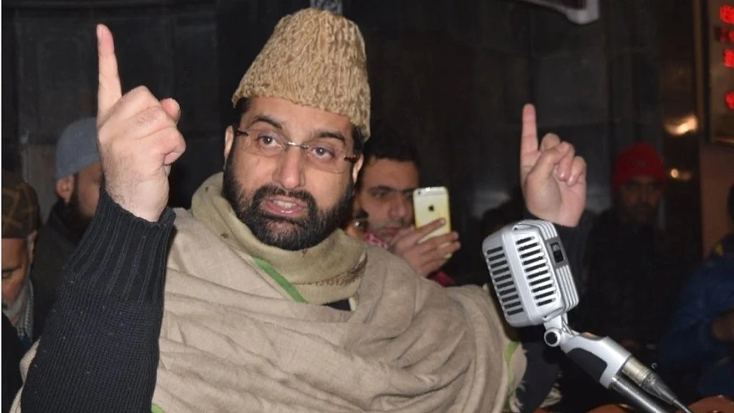 Hurriyat leader Mirwaiz Umar Farooq (photo: IANS)