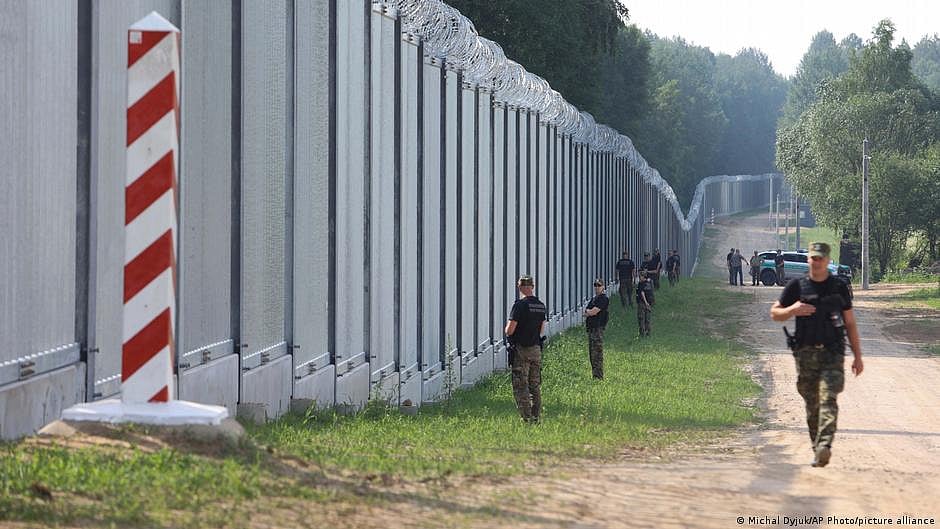 Poland to vote on migration referendum in upcoming election
