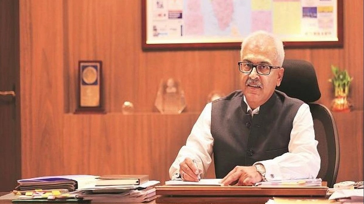 Union Govt tweaks rules to give third extension to cabinet secretary Rajiv Gauba