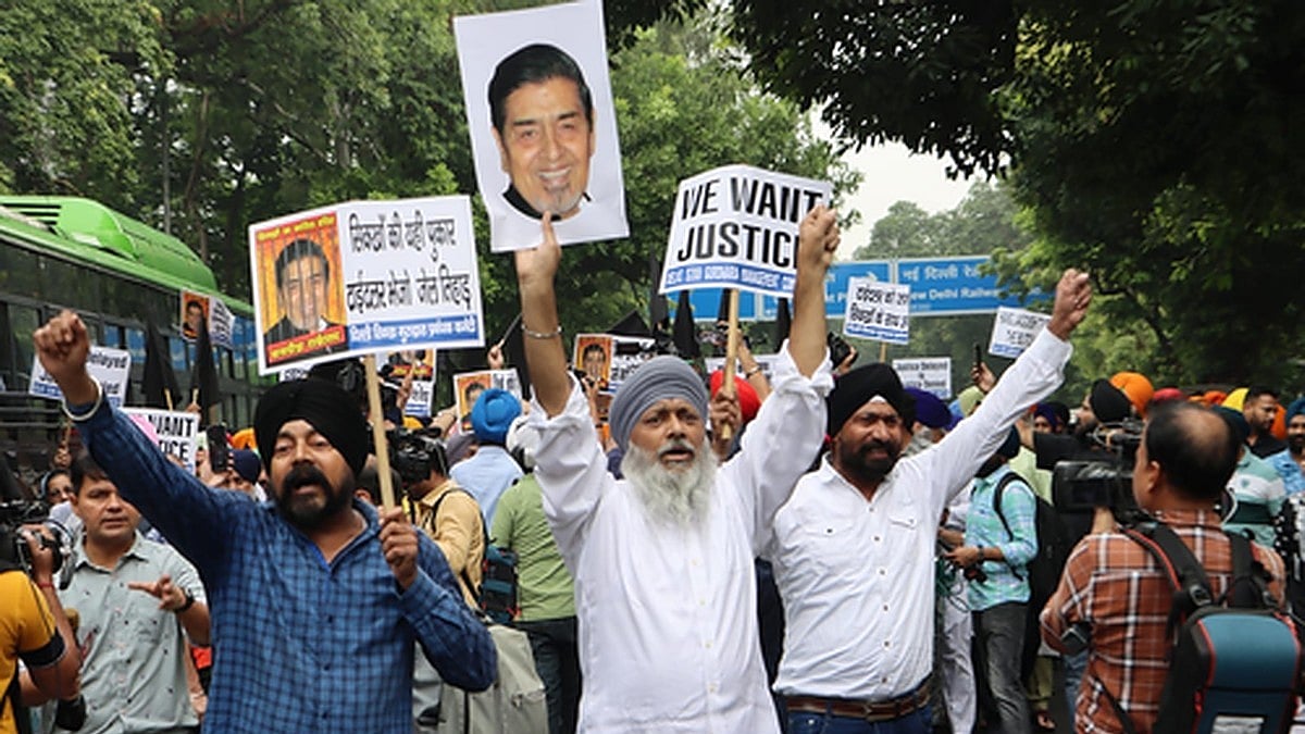 1984 anti-Sikh riots: DSGMC members stage protest outside court against Tytler’s bail