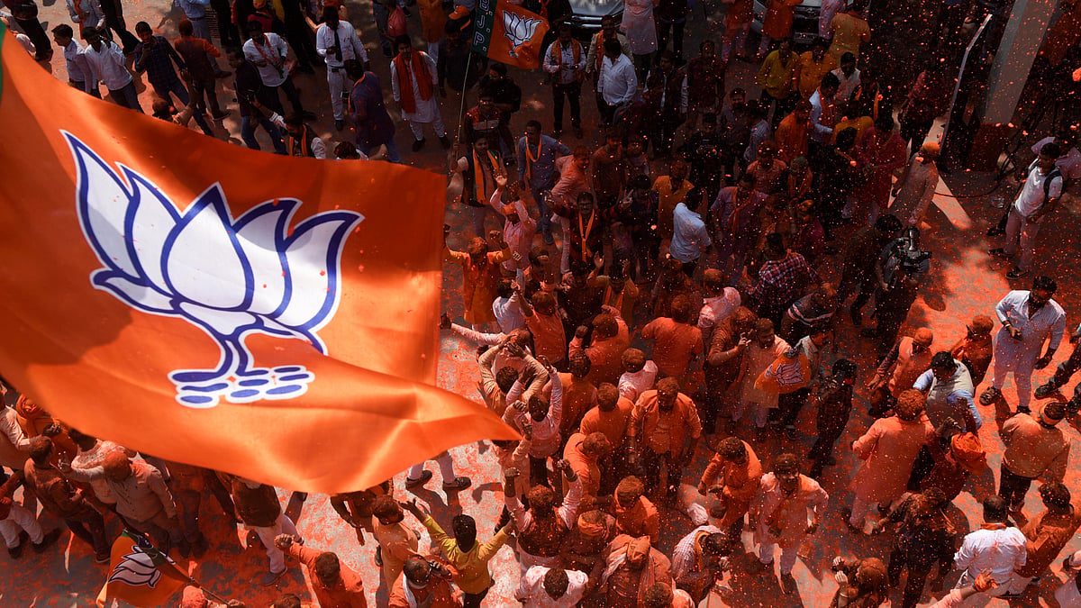 BJP Brahmin leader switches over to Cong ahead of MP polls