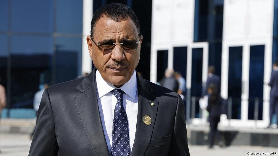 African Union calls for release of ousted Niger president