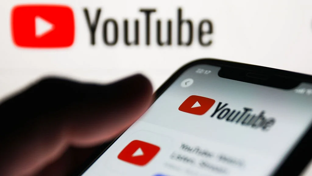 Representative image of the YouTube app on a phone screen (photo: Jakub Porzycki/NurPhoto via Getty Images)