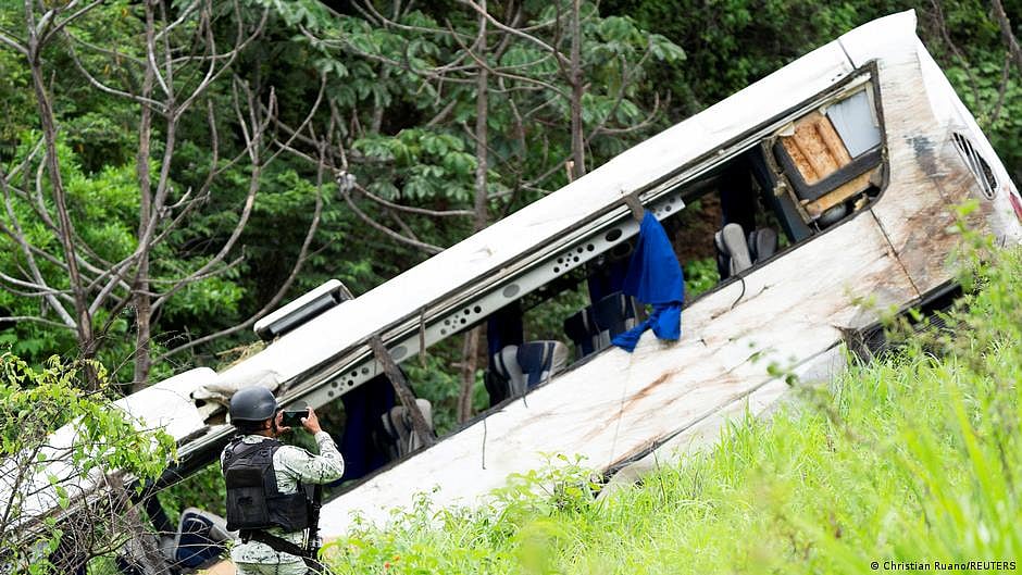 The bus, en route to Aaron, collided with the dumper heading towards Guna around 9 pm on 27 December (representative image) (photo: National Herald archives)
