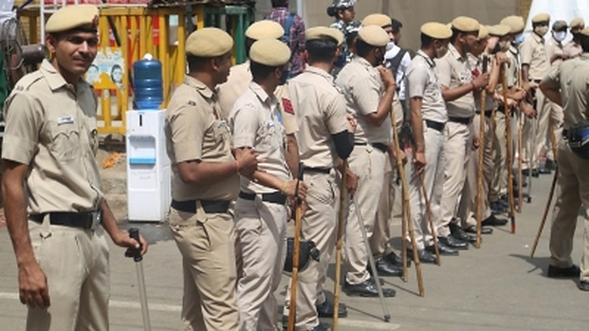Delhi Police deploys 10,000 personnel to maintain law and order on New Year's eve