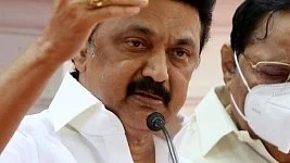 Stalin, DMK leaders stage peace march to commemorate Karunanidhi's death anniversary