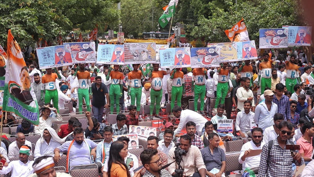 Photo Story: Youth Congress holds protest against Modi govt over Manipur violence