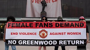 Manchester United fans protest Mason Greenwood return (Photo: DW)