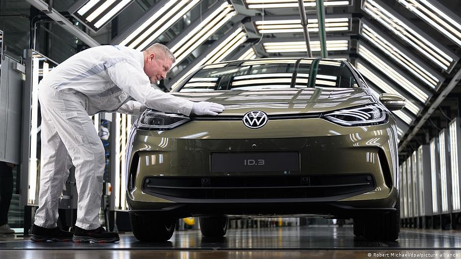 A car being checked at a Volkswagen factory