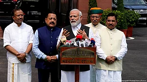 The no-confidence motion was set forth by a new grand alliance of India's opposition parties led by the Congress party (Photo: DW)
