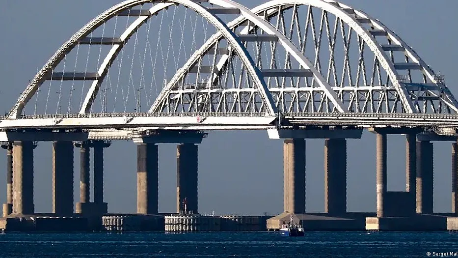 A tanker was hit by a drone attack near the Kerch bridge in Crimea

(photo: Sergei Malgavko/dpa/picture alliance)
