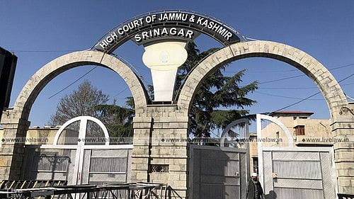 J&K High Court donates Rs 45 lakh for Himachal relief