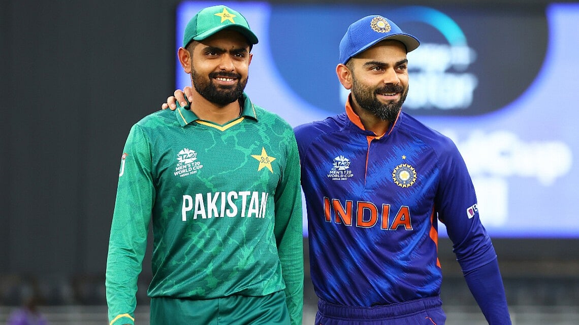 Virat Kohli and Babar Azam (photo: ICC)