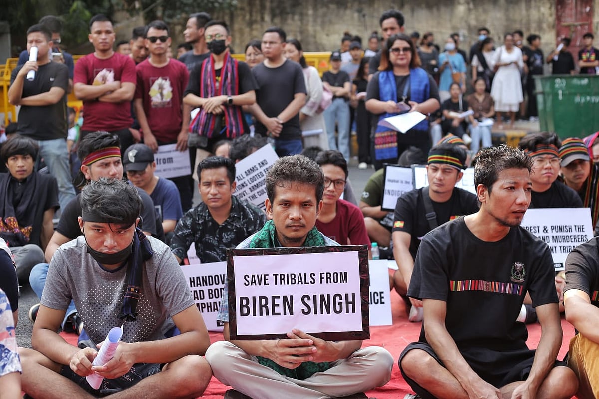 Protesters expressed their dissent against the incumbent BJP government led by Biren Singh in Manipur (photo: Vipin/ National Herald)