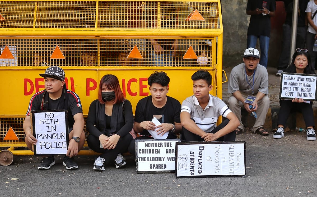 Protesters displayed placards expressing lack of trust in the state mechanism and police system in Manipur (photo: Vipin/ National Herald)