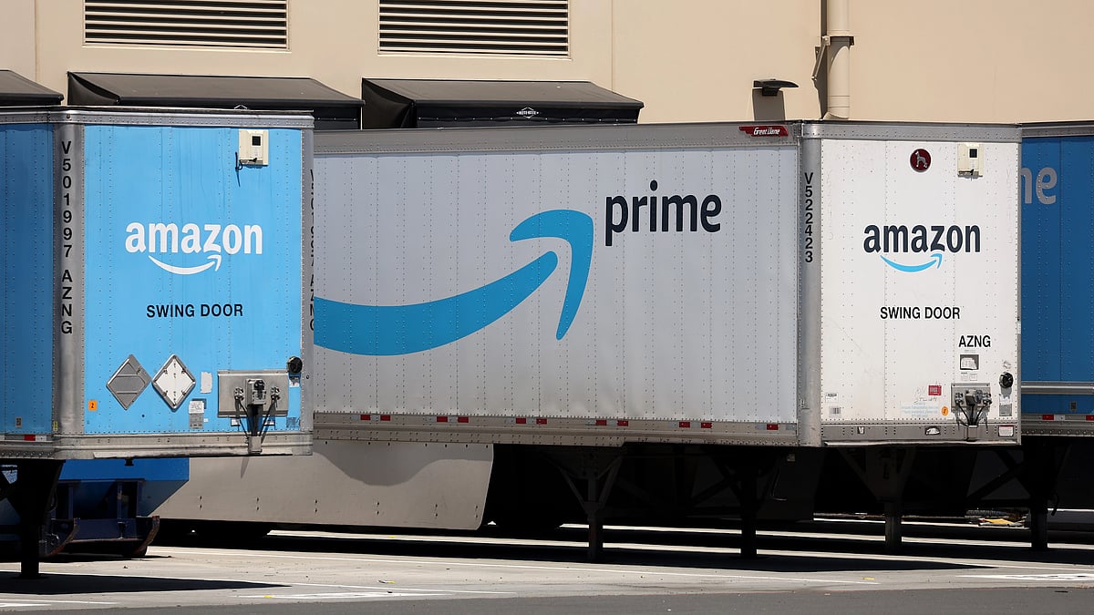 US sues Amazon for running 'illegal monopoly'