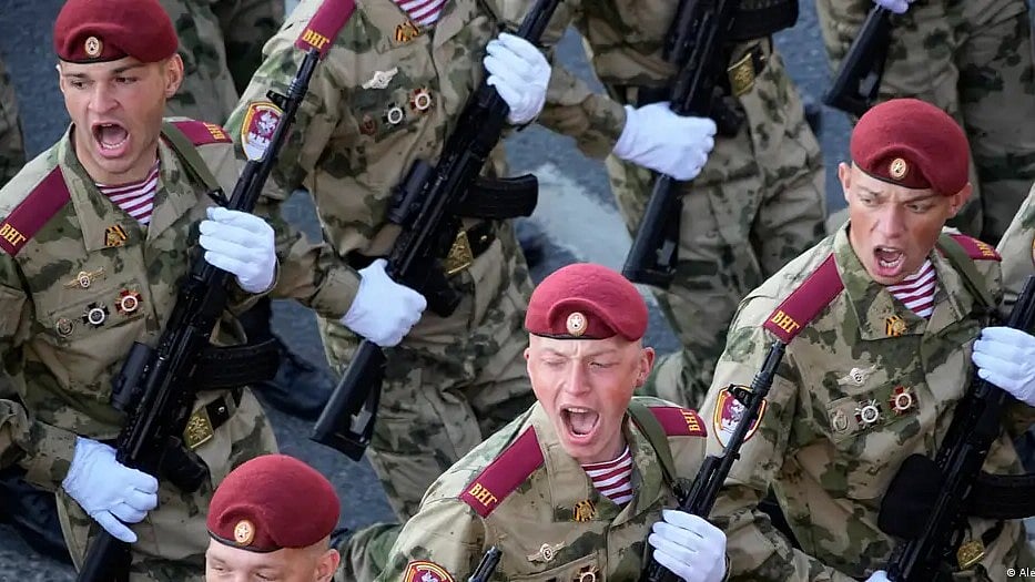 'Not against Ukraine': Russian deserters tell their story